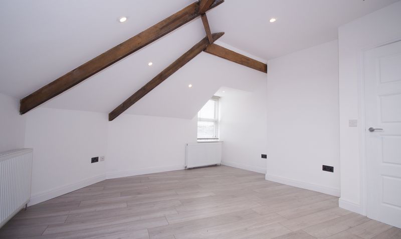 Flat Mayfield Grove in Harrogate