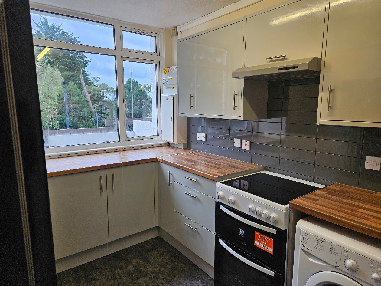 Flat Fairview Parade in Southampton