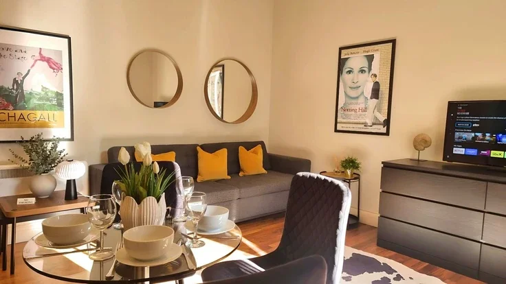 Flat Ladbroke Grove in Greater London