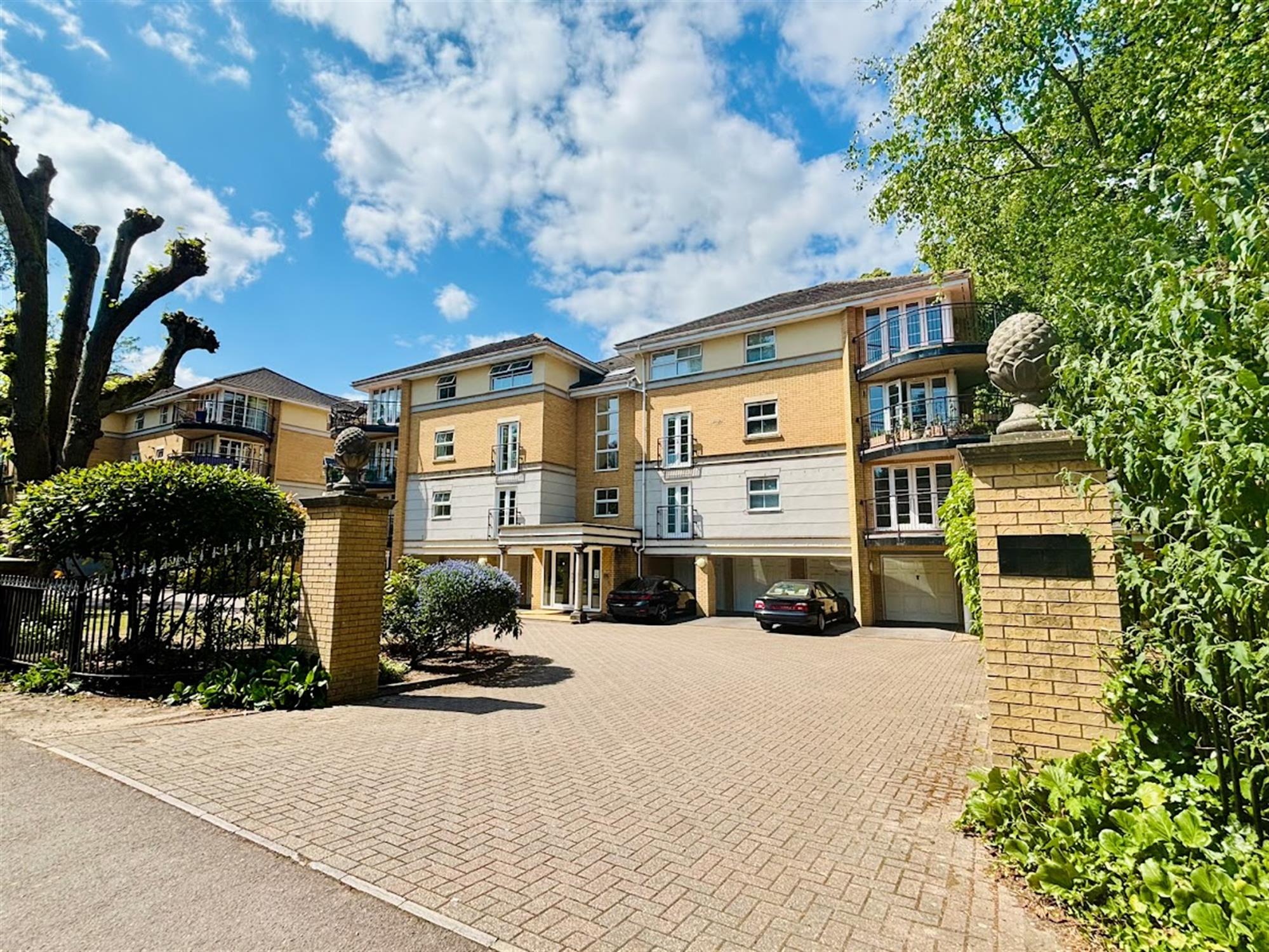 Flat Northlands Road in Southampton