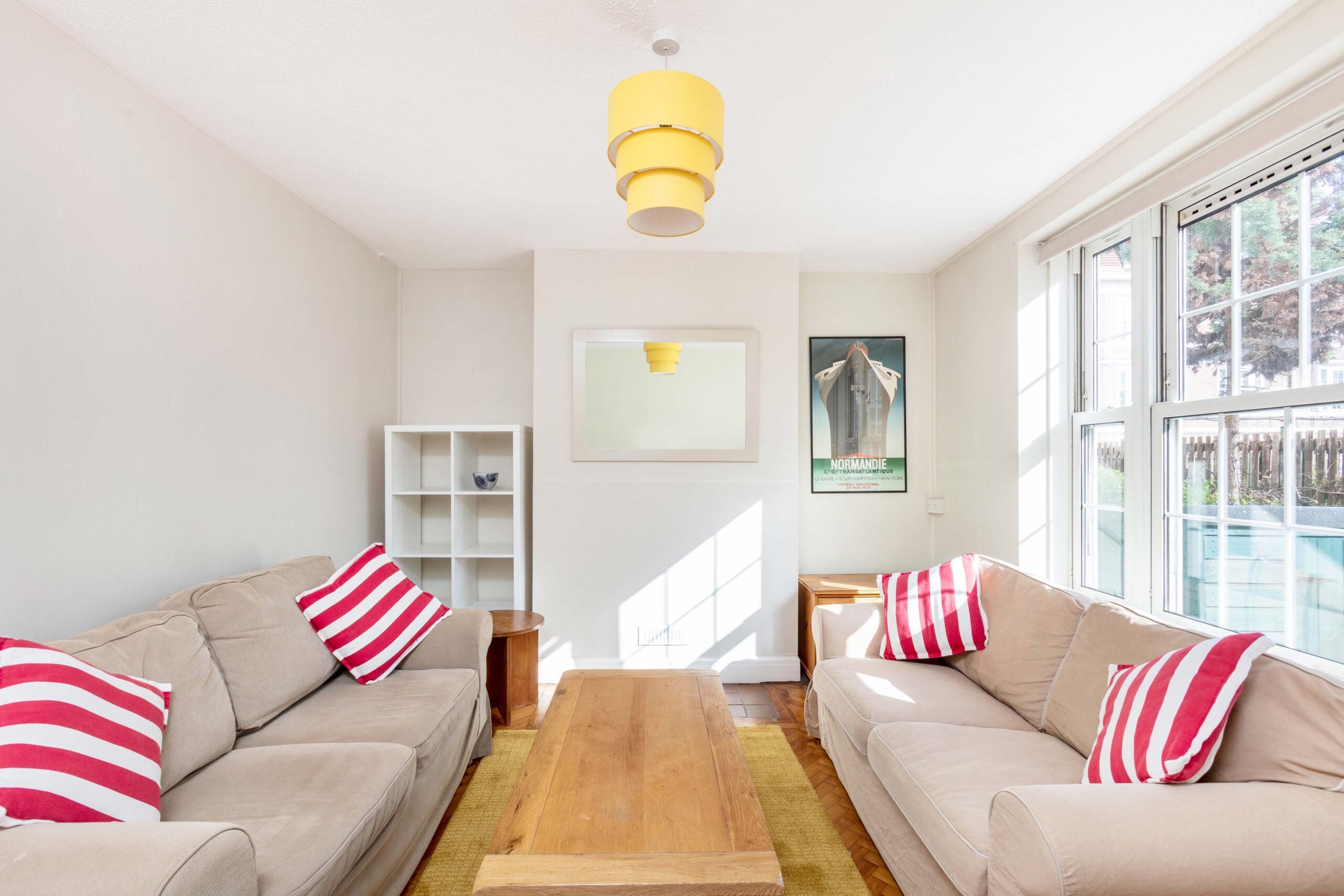 Flat Vestry Road in Greater London