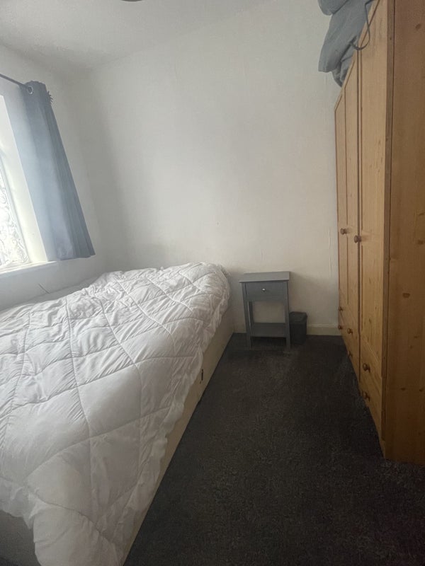 Room Devonshire Court in Greater London