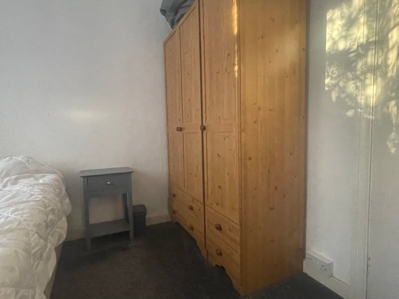 Room Devonshire Court in Greater London