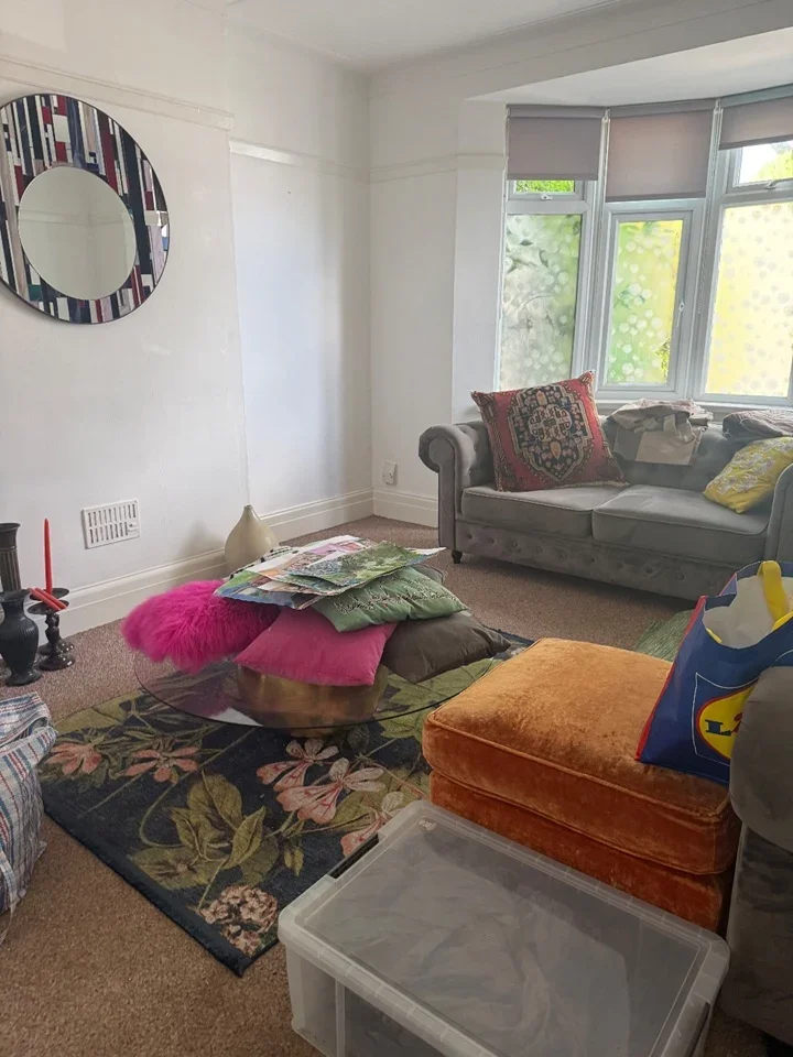 Room Sidcup Road in Greater London