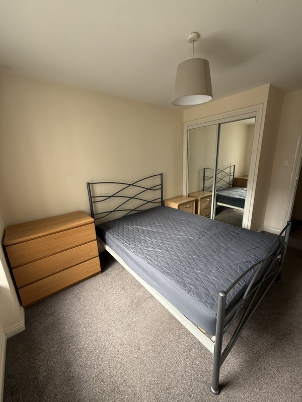 Room Wallace Street in Glasgow