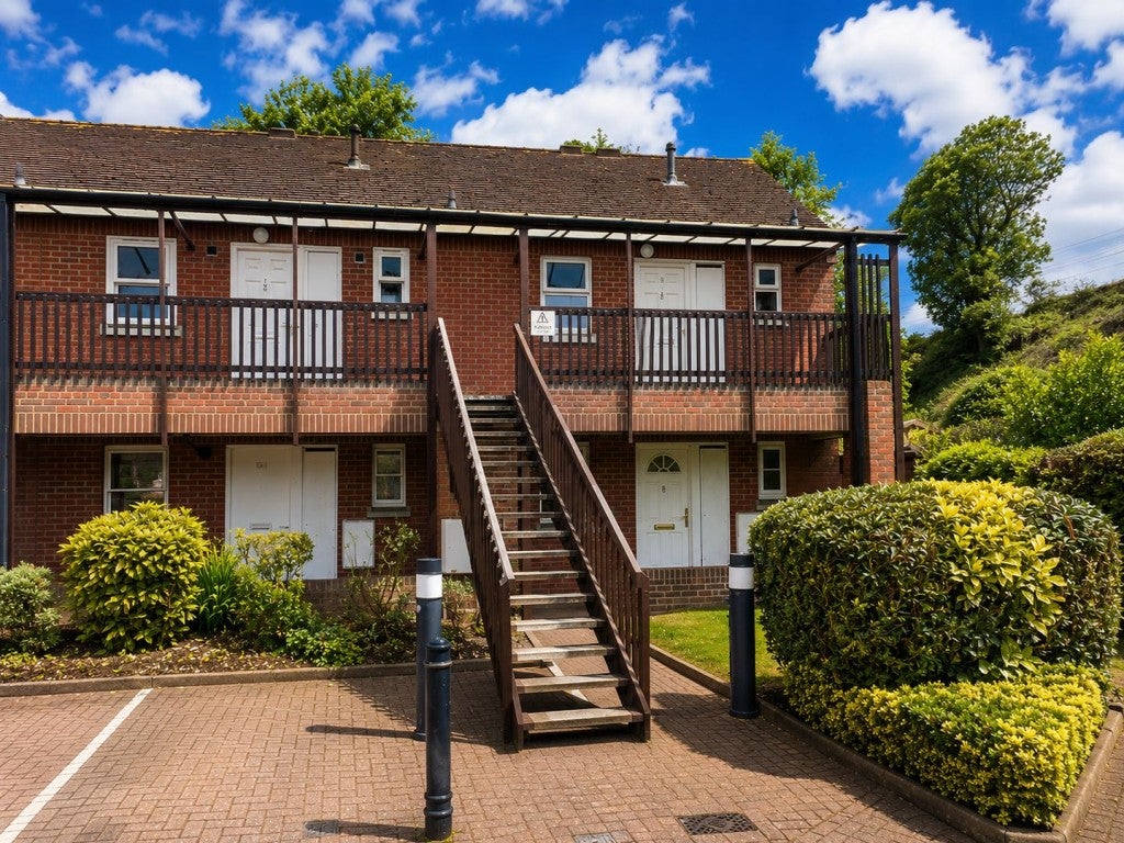 Flat Sunningdale Mews in Welwyn Hatfield