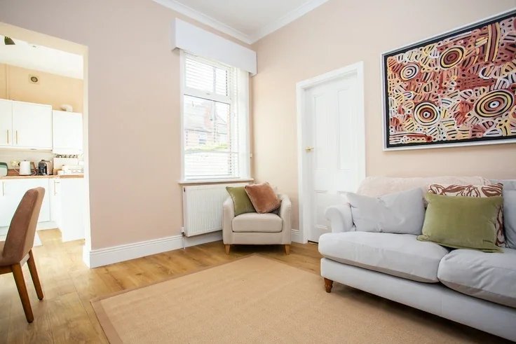 Flat Clifton Terrace in North Tyneside