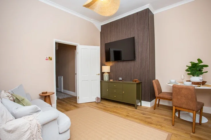 Flat Clifton Terrace in North Tyneside