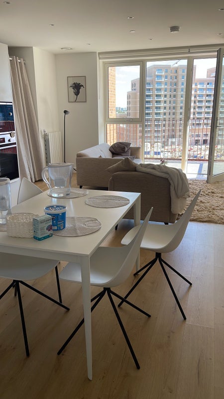 Room Griffin Manor Way in Greater London