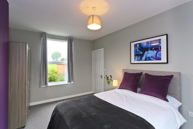 House Elmfield Place in Leeds
