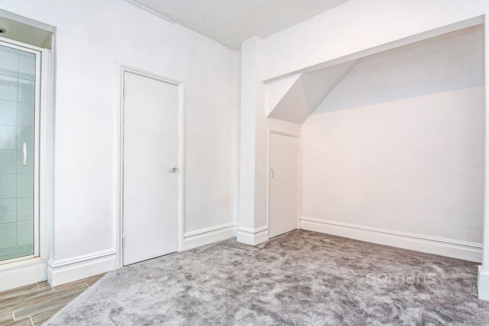 Flat Jubilee Road in Basingstoke and Deane
