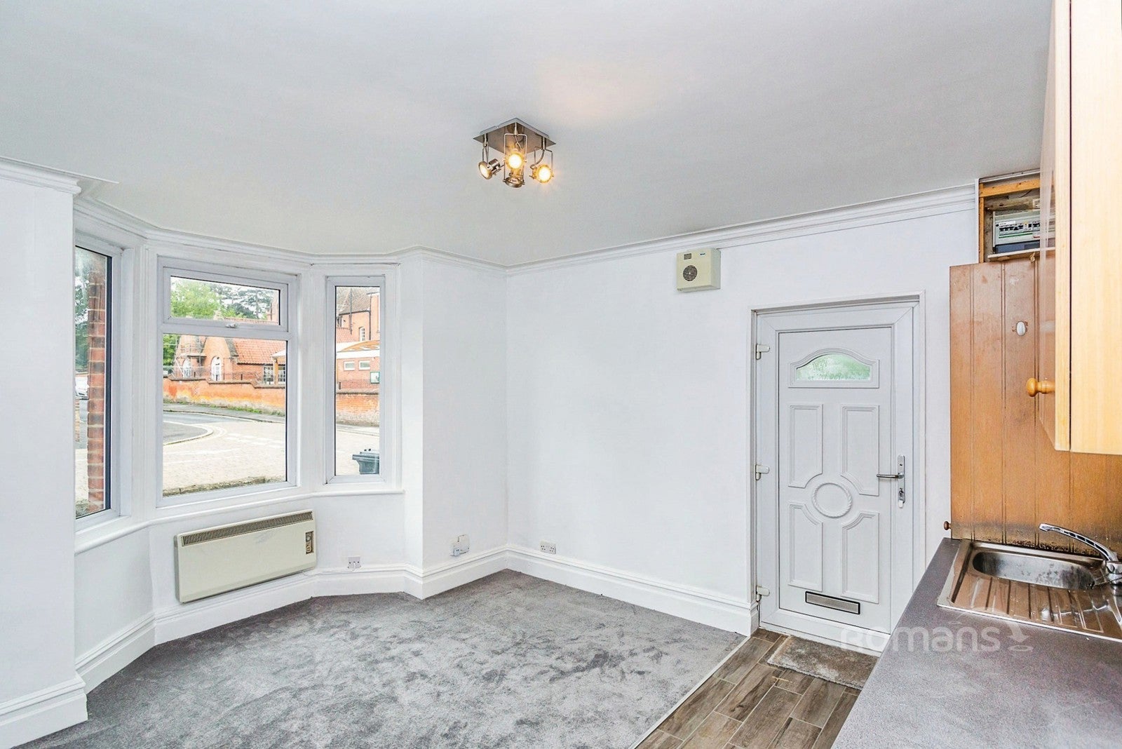 Flat Jubilee Road in Basingstoke and Deane