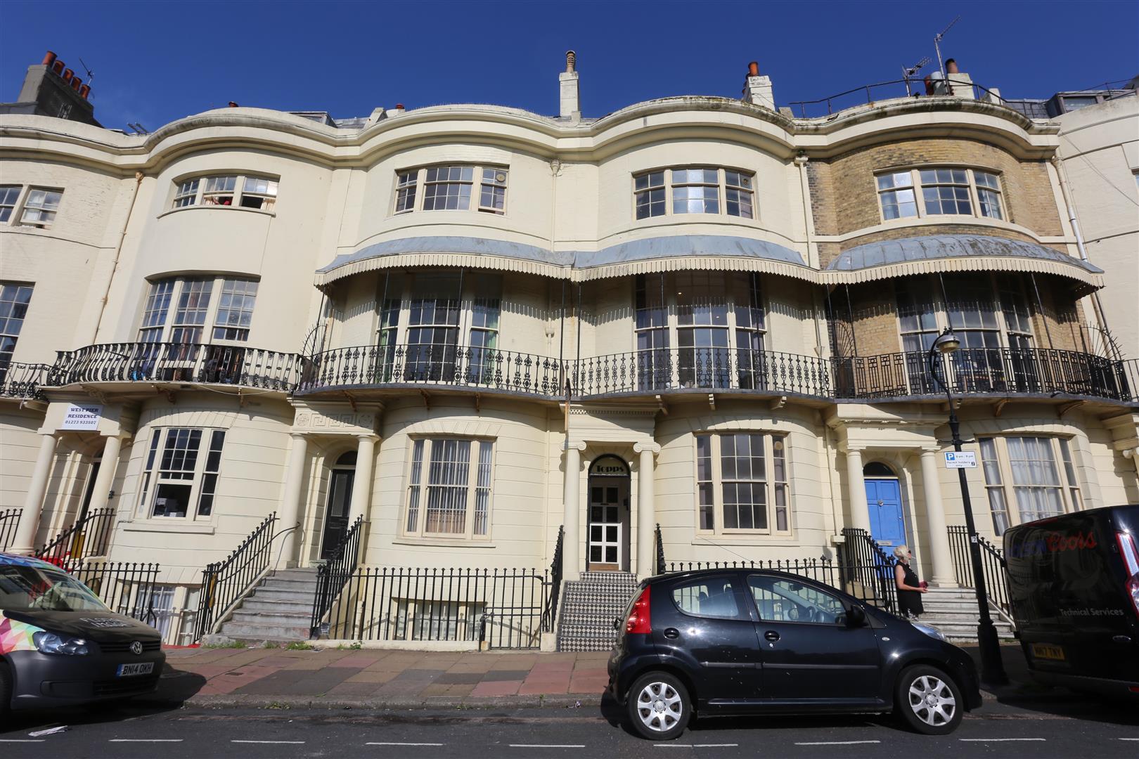Room Regency Square in Brighton