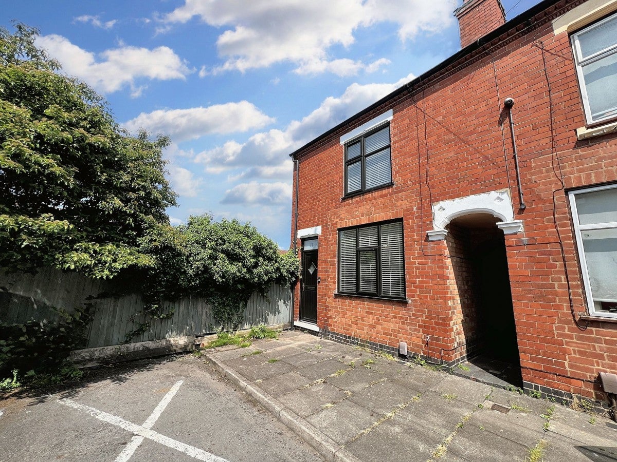 House Earl Street in Nuneaton and Bedworth