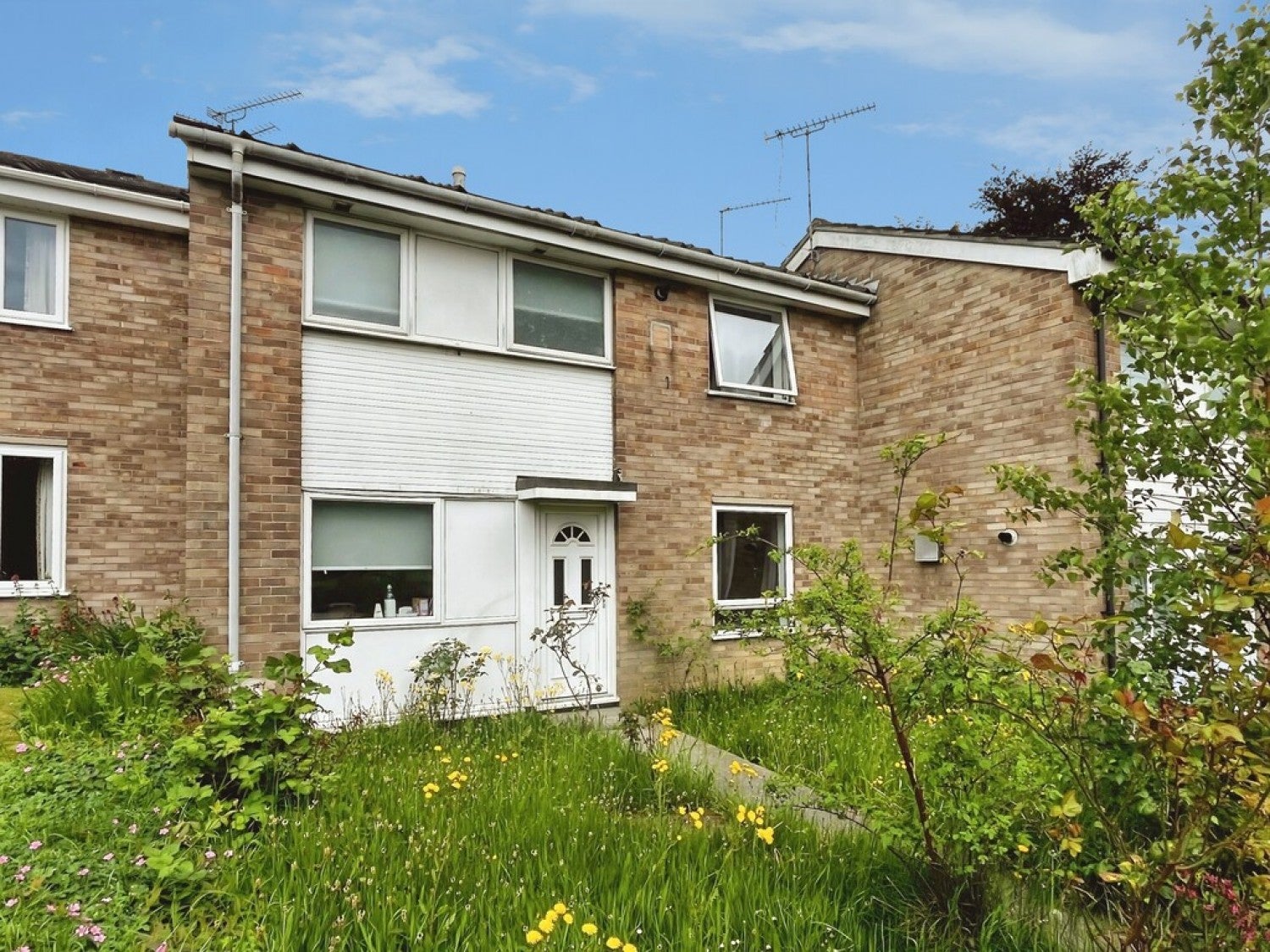 Room Howard Road in Yeovil