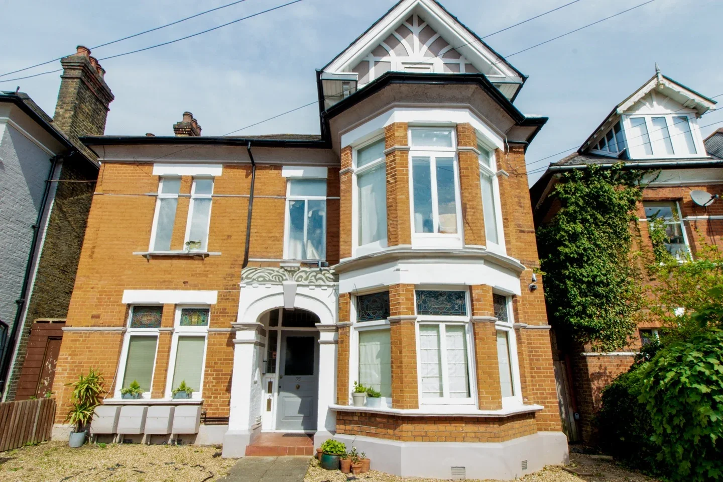 Flat Culverden Road in Greater London