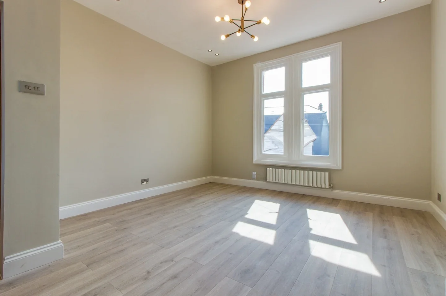 Flat Culverden Road in Greater London