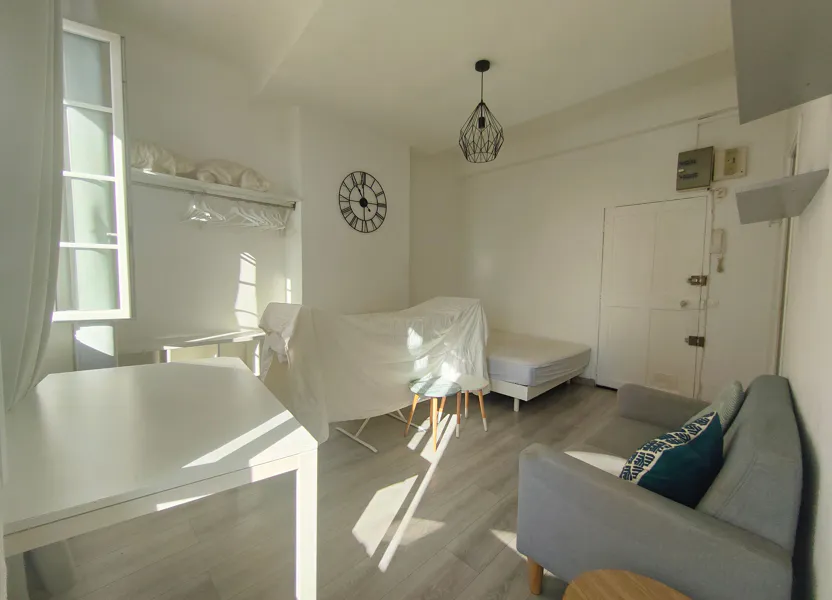 Flat Rue Louis Jourdan in Toulon