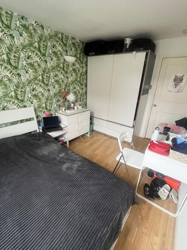 Room Johnson Street in Greater London