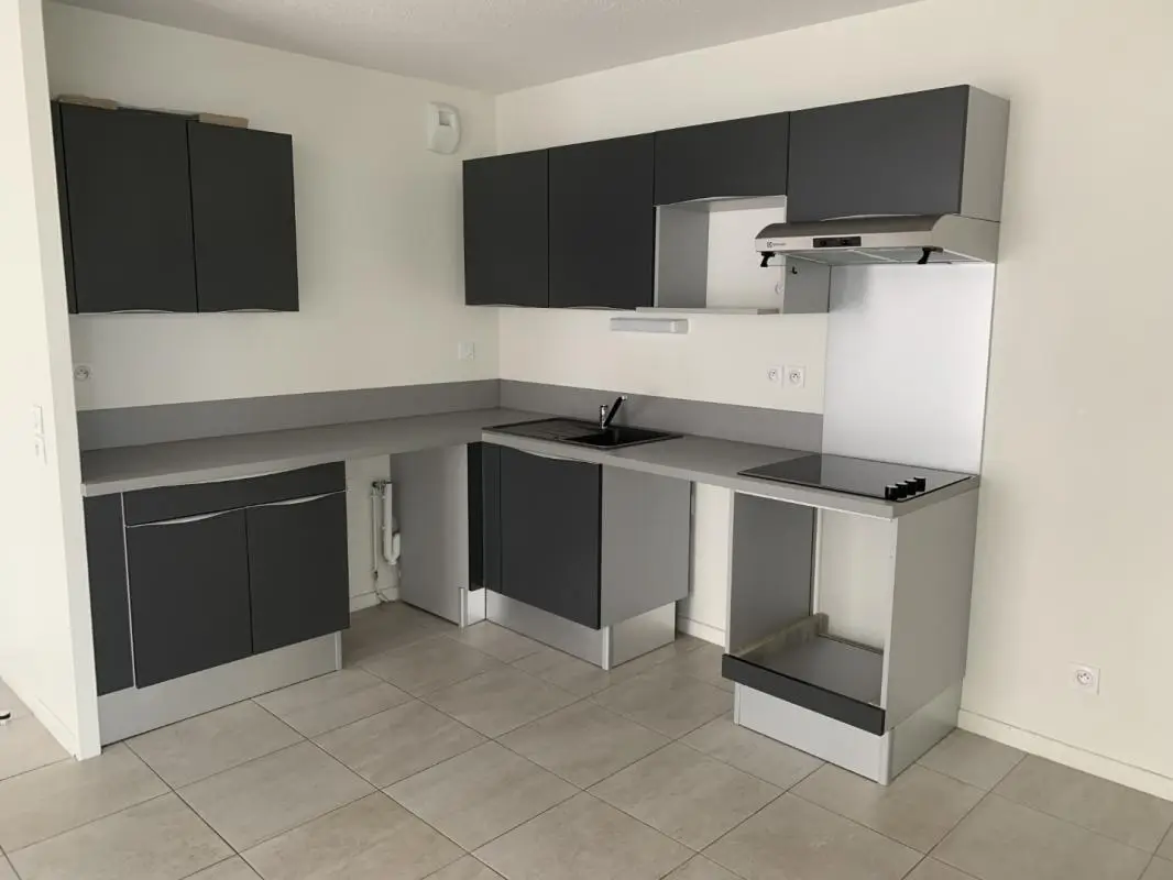 Appartement Allée de l'École Santé Navale à Bordeaux