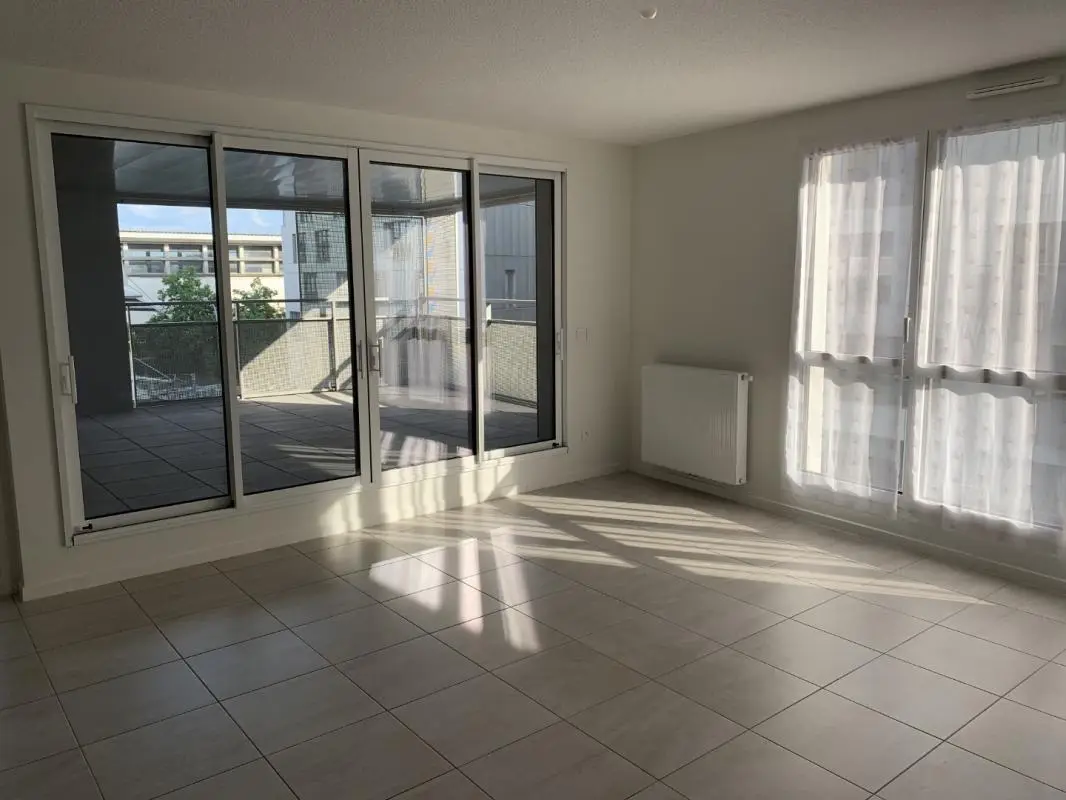 Appartement Allée de l'École Santé Navale à Bordeaux