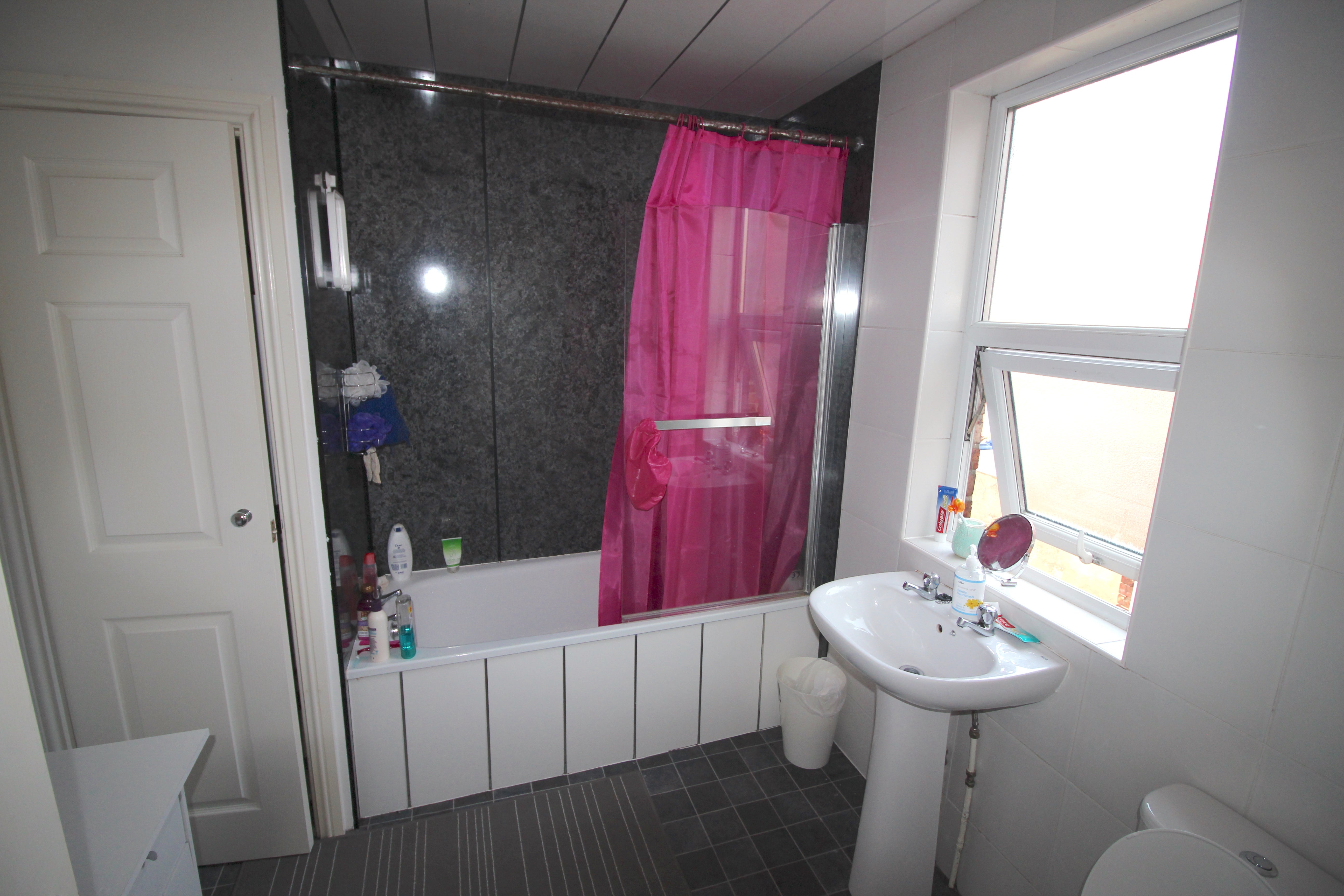 House Cardigan Terrace in Newcastle upon Tyne