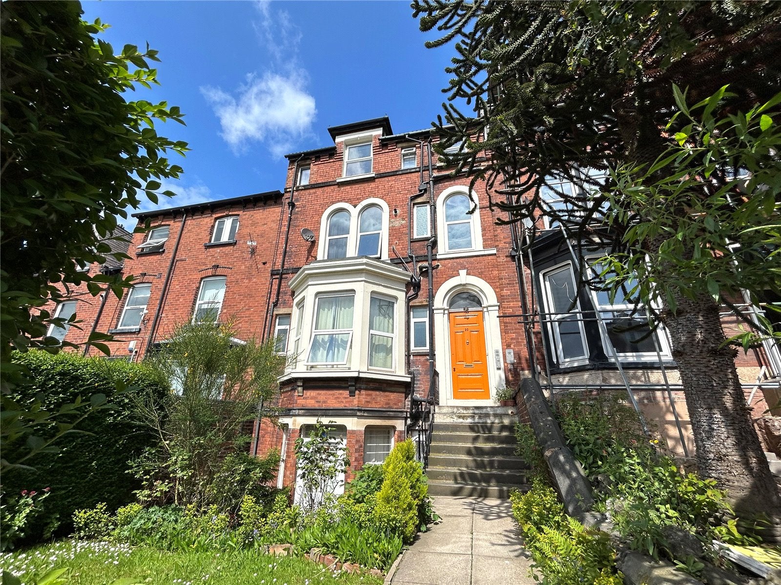 Flat Kelso Road in Leeds