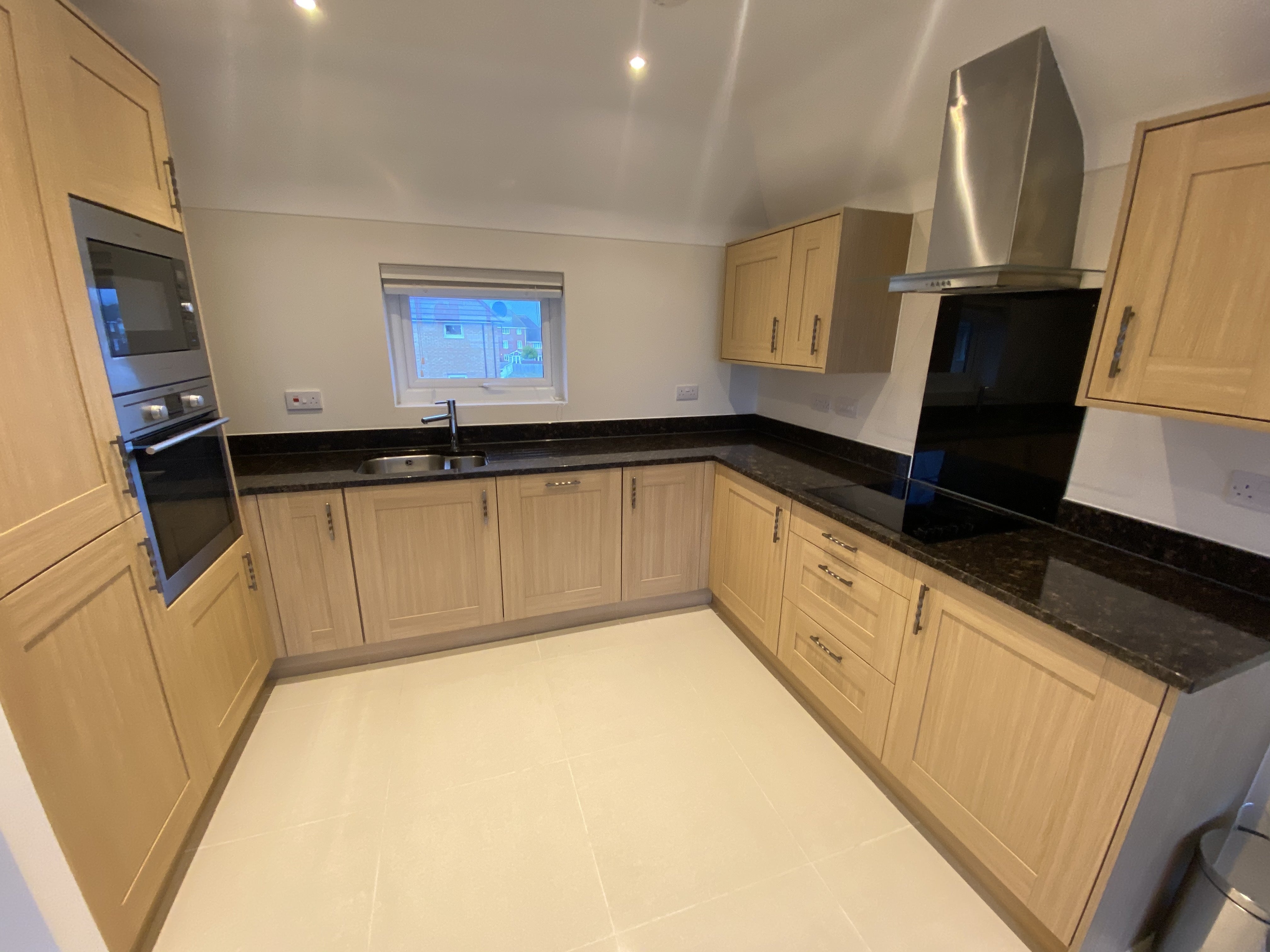 Flat Bulkhead Drive in Borough of Wyre