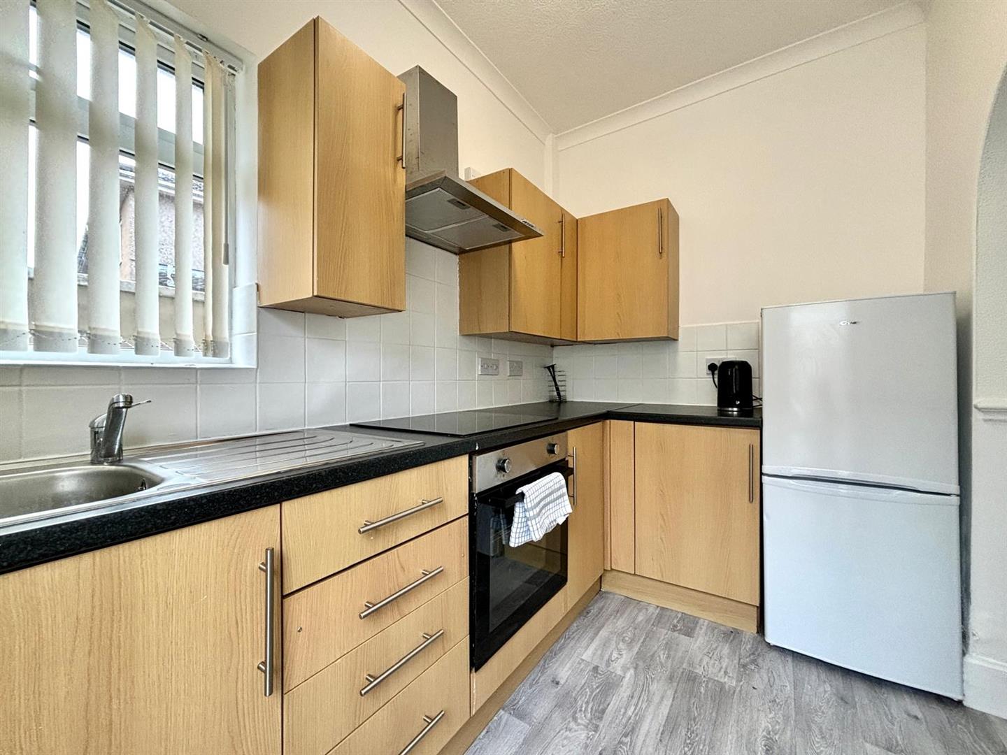 Room Raglan Road in Lancaster