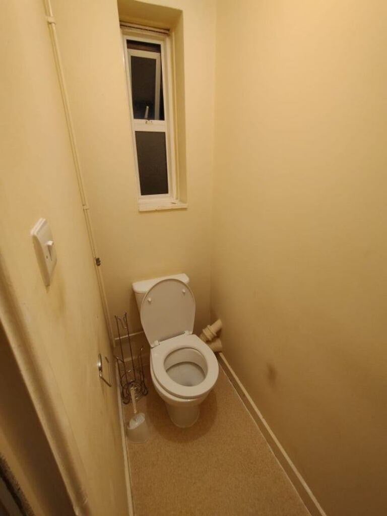 Room Jubilee Street in Greater London