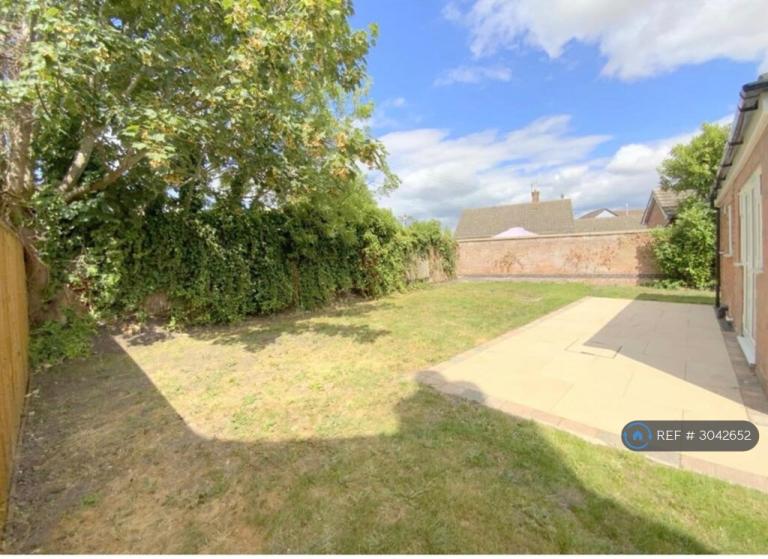 House Thoresby Road in Grimsby