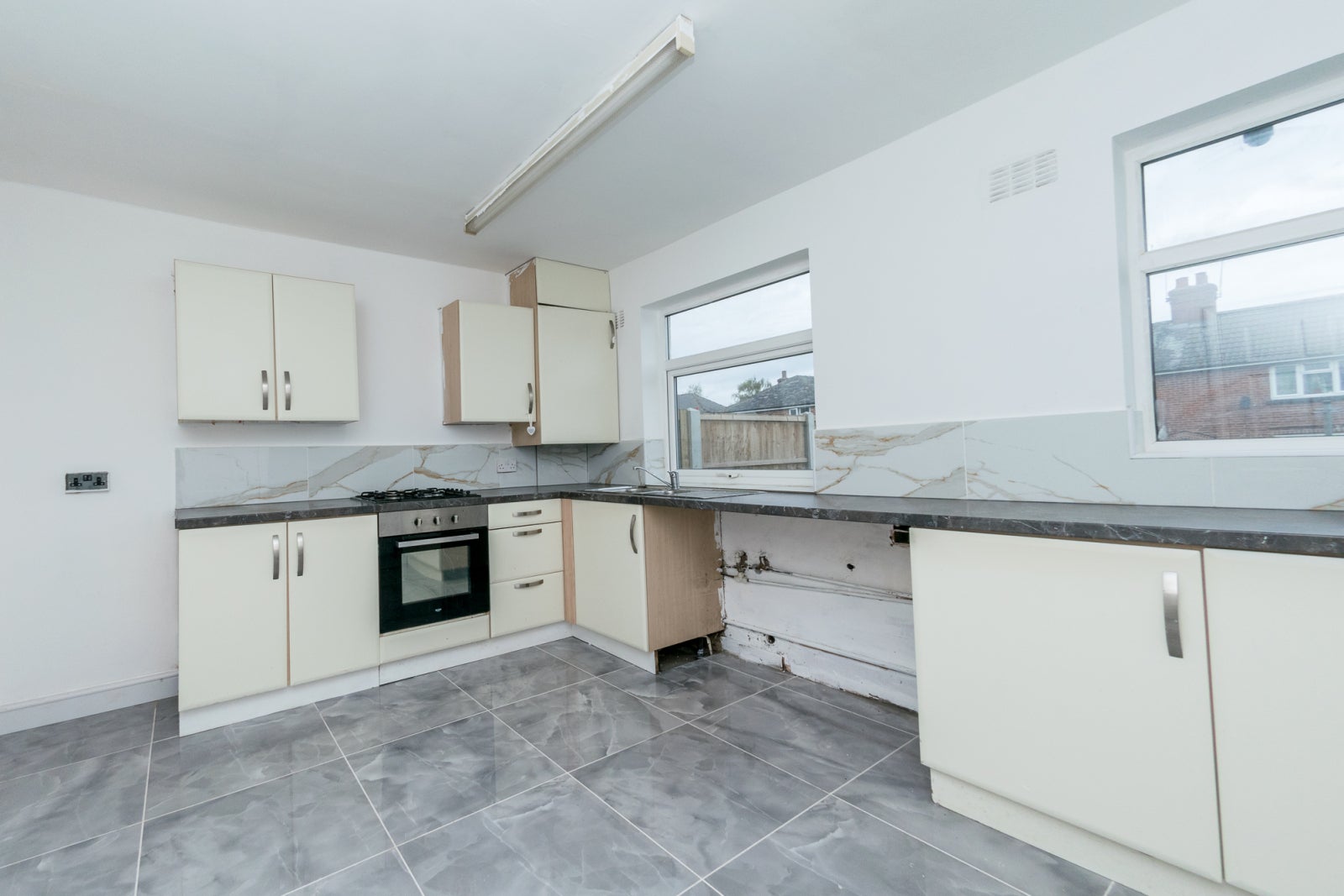 Flat Ingle Avenue in Leeds
