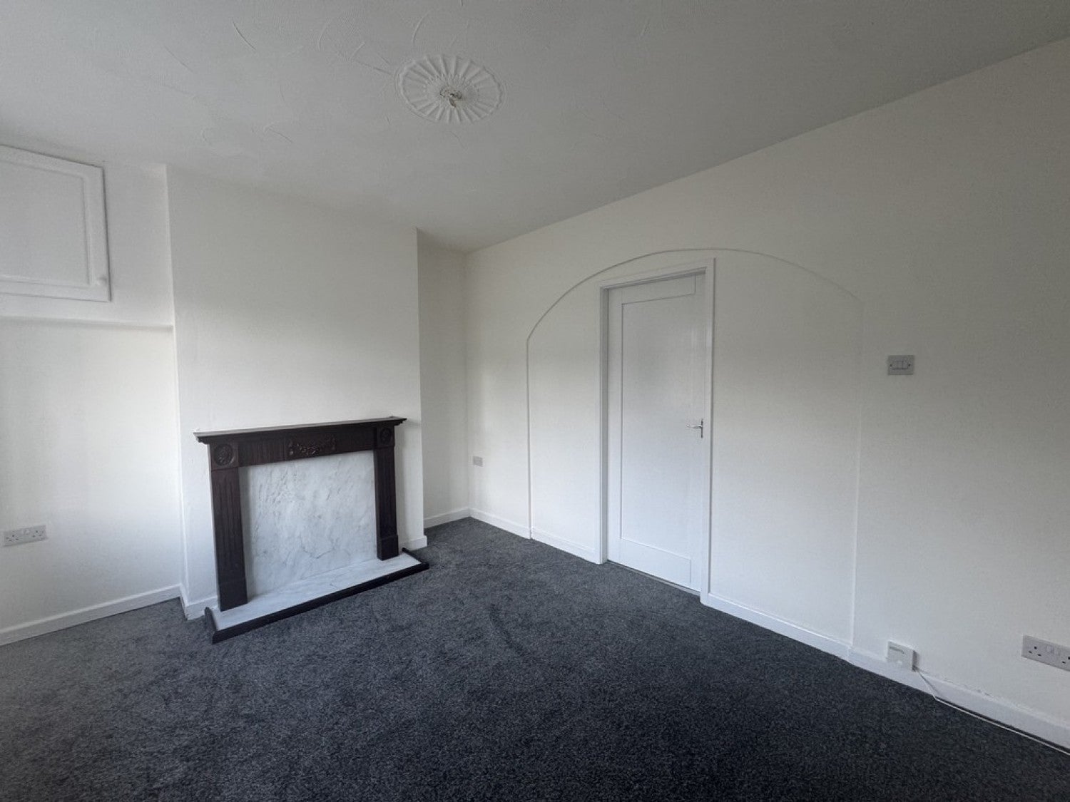 House Delves Lane in Rotherham