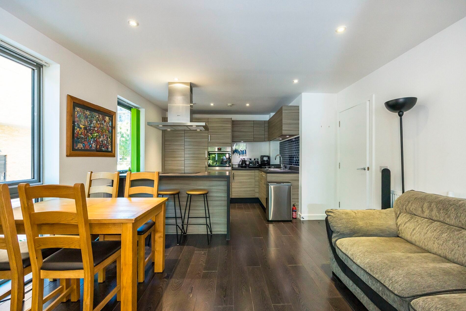 Flat Upper North Street in Greater London