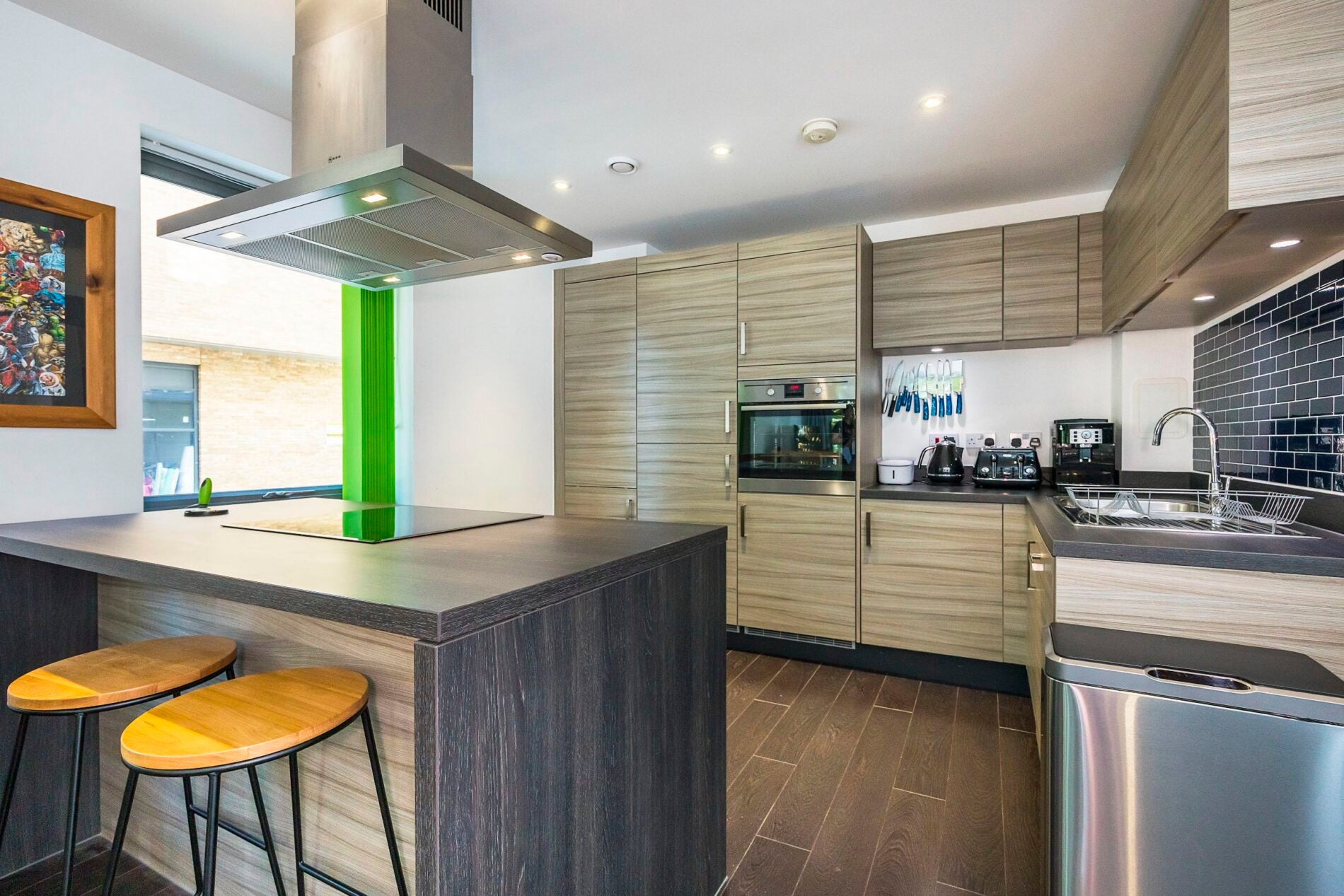 Flat Upper North Street in Greater London