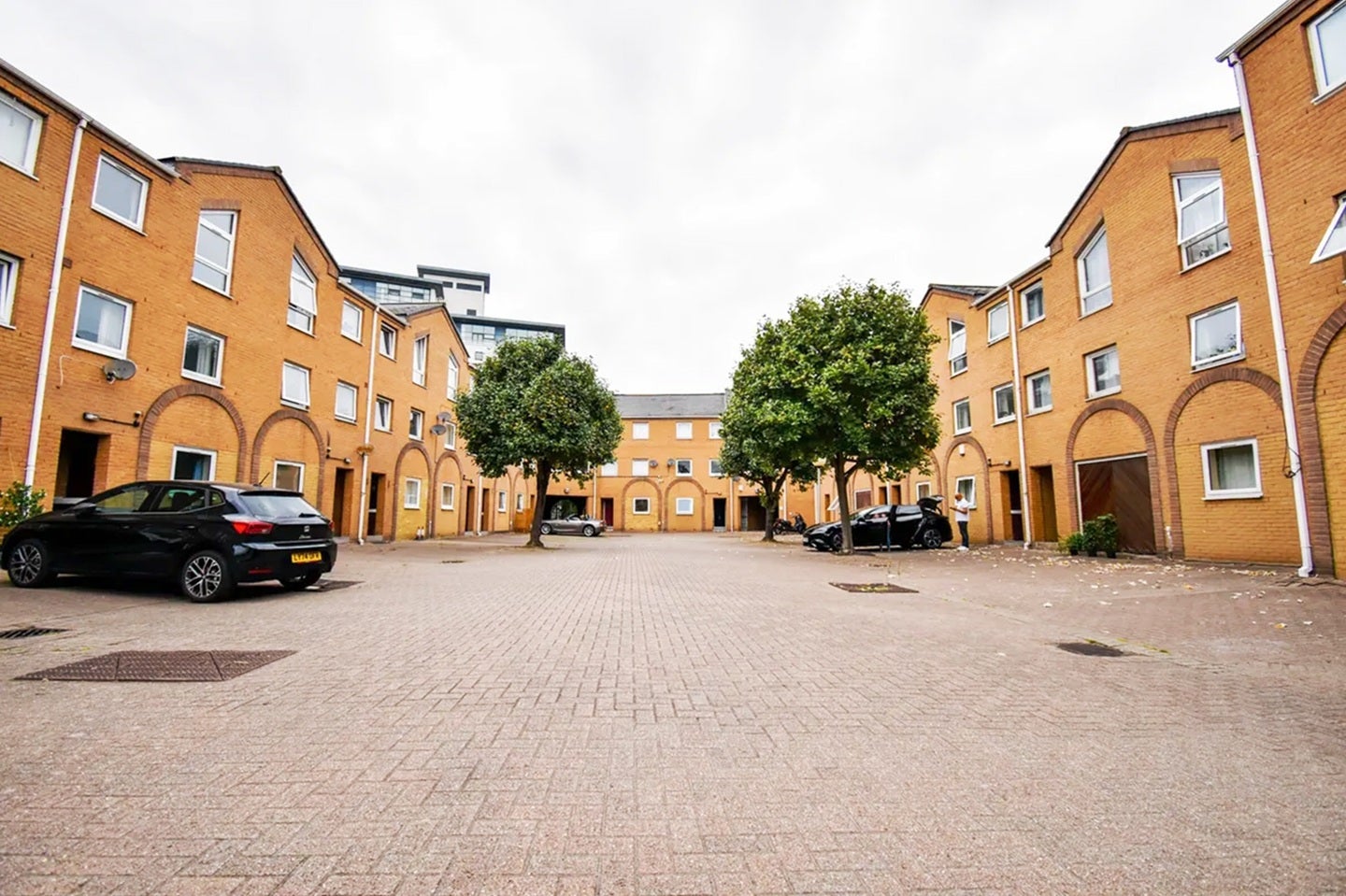 House Cyclops Mews in Greater London