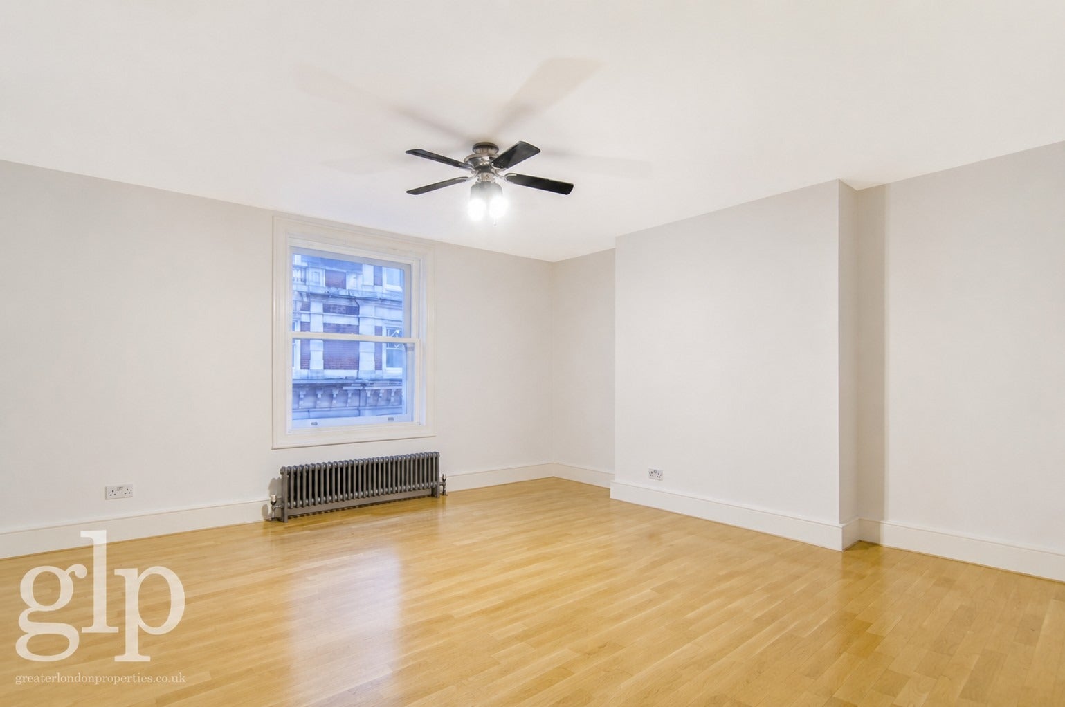 Flat Wardour Street in City of Westminster