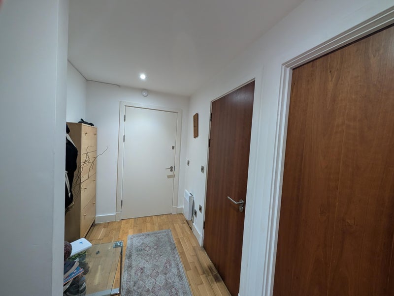 Room Isaac Way in Manchester
