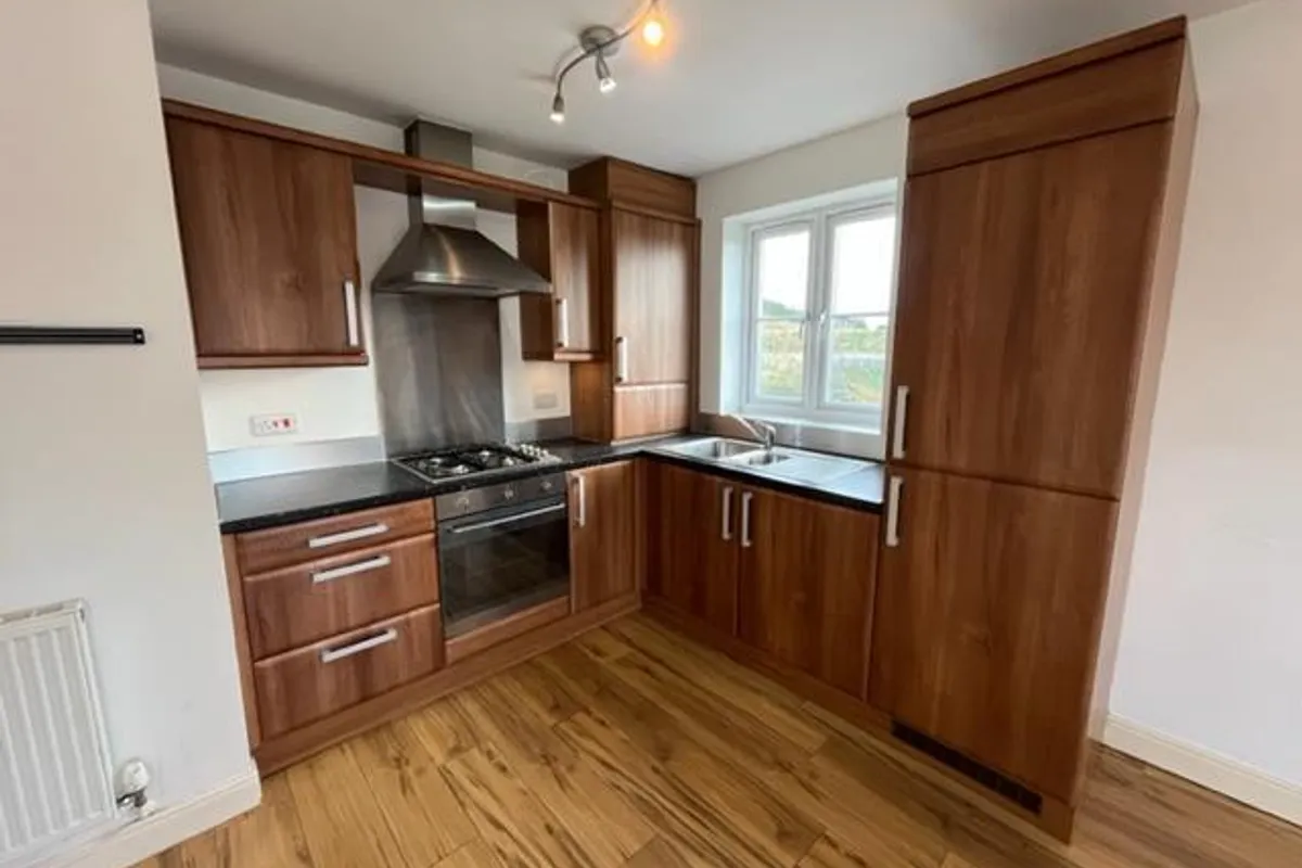 Flat Cranmer Road in Bradford