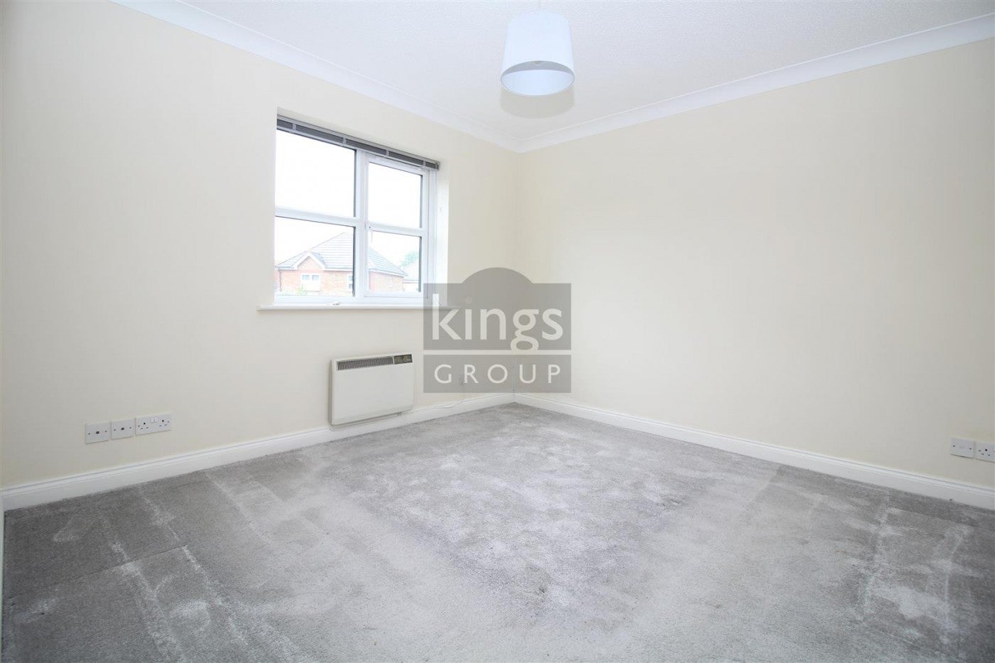Flat Aynsley Gardens in Harlow