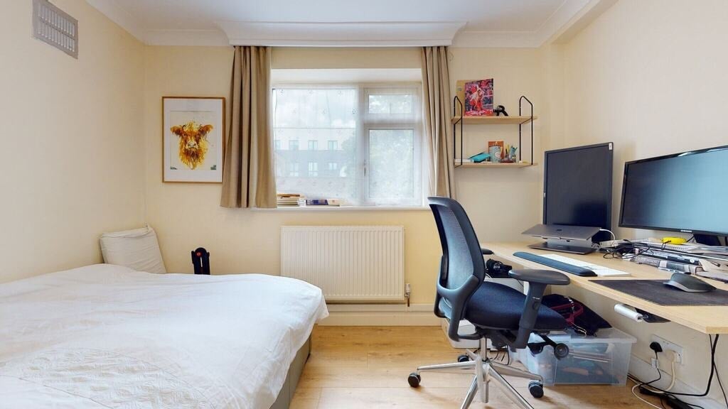 Flat Frampton Street in City of Westminster