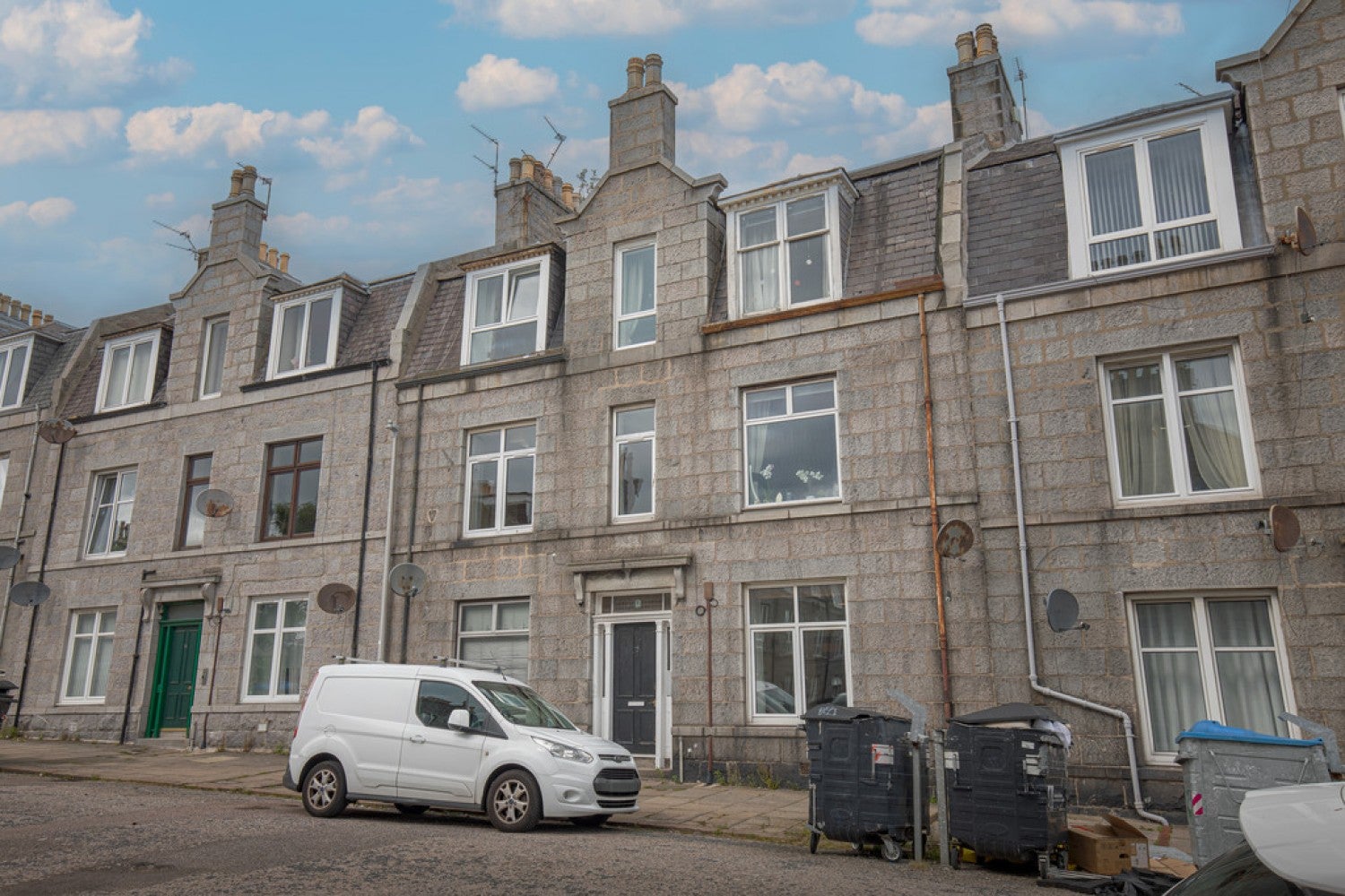 Flat Sunnybank Place in Aberdeen City