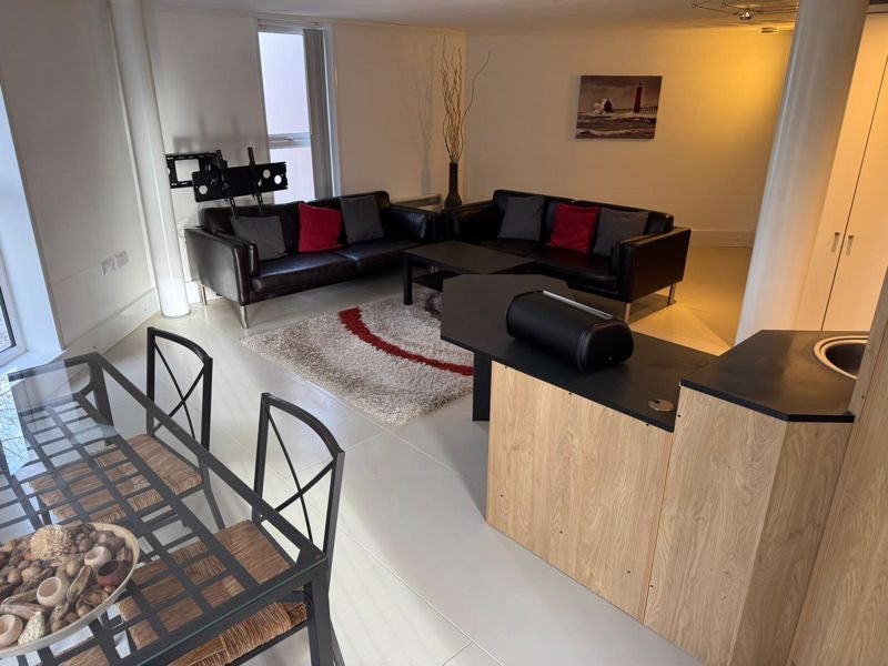 Flat Sneyd Street in Stoke-on-Trent