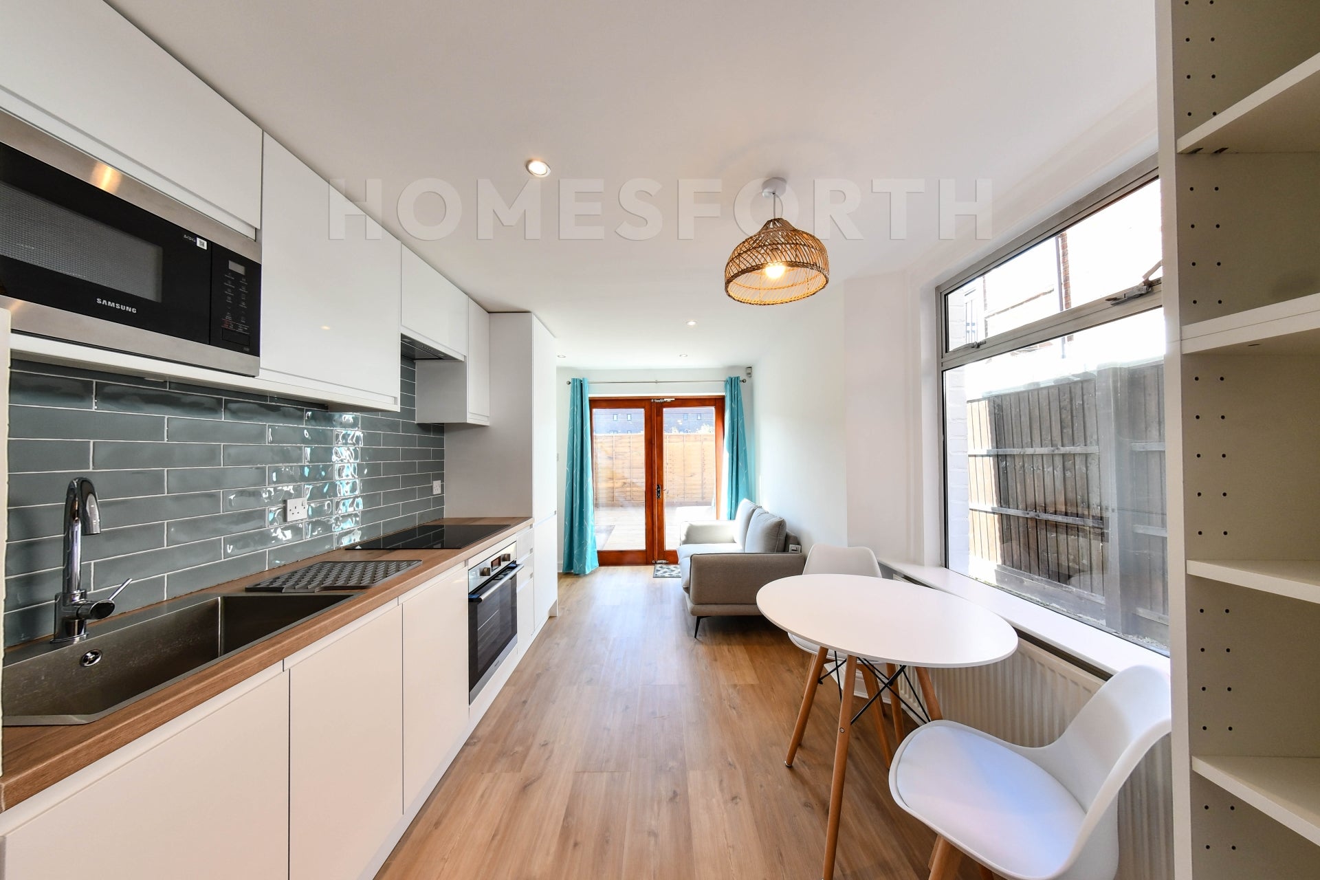 Flat Ravenshaw Street in Greater London