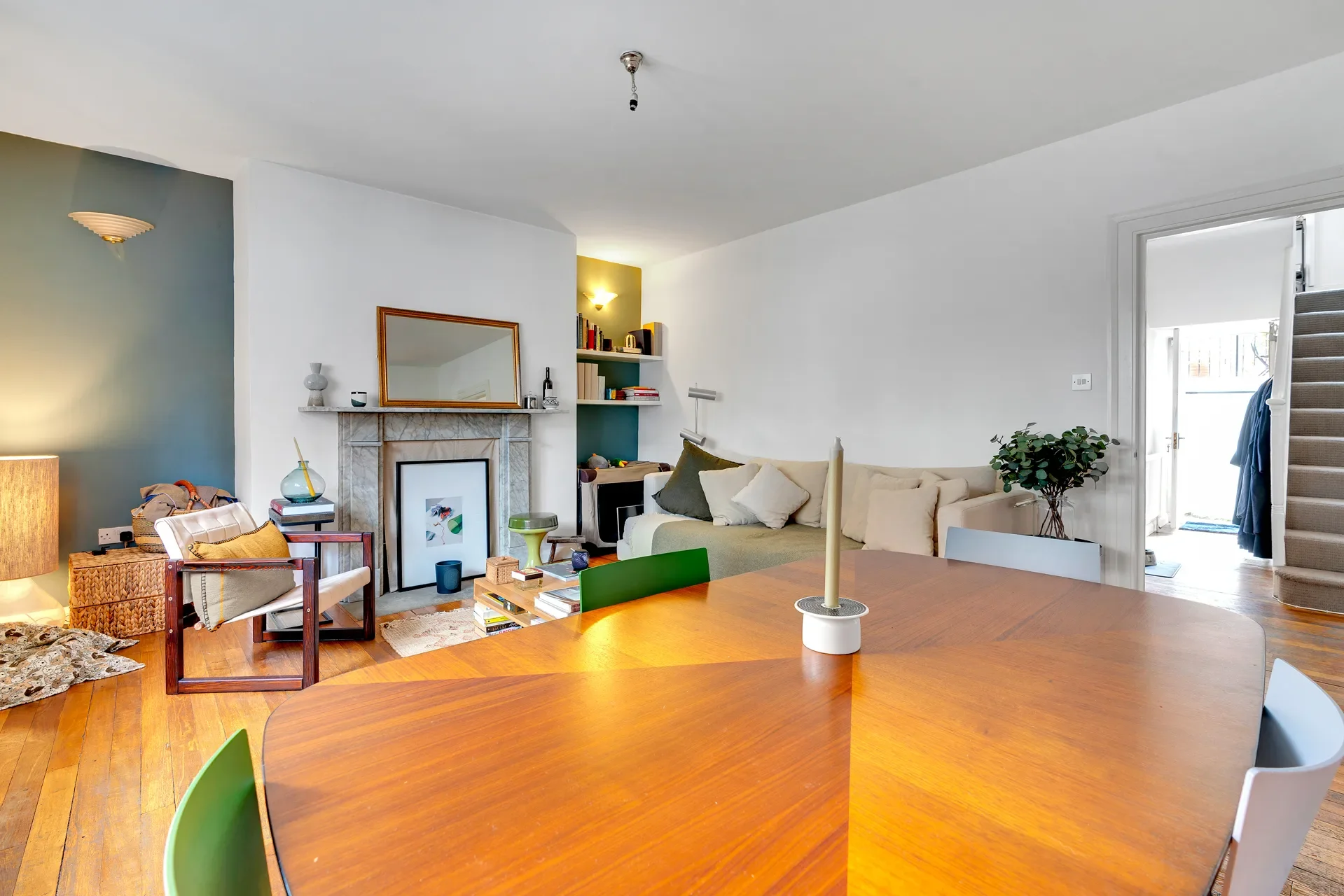 Flat Liverpool Road in Greater London
