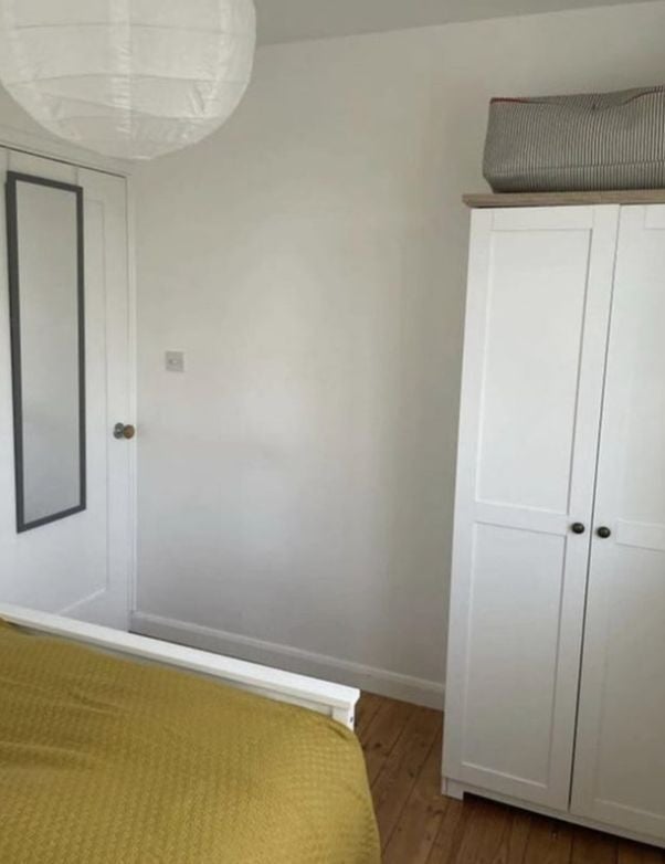 Room Gillender Street in Greater London