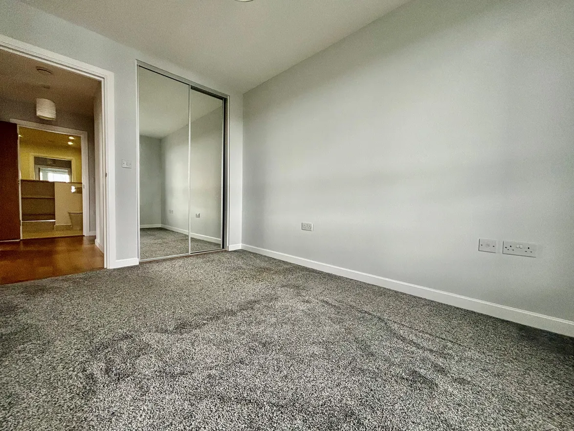 Flat Ocean Drive in Gillingham
