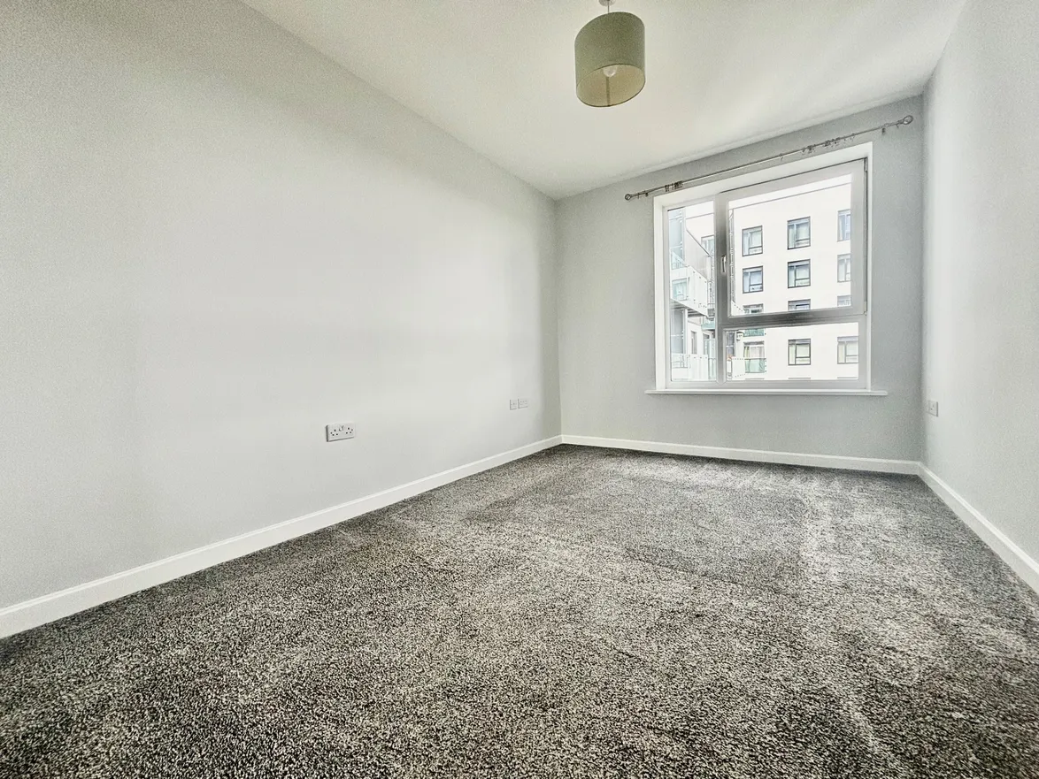 Flat Ocean Drive in Gillingham