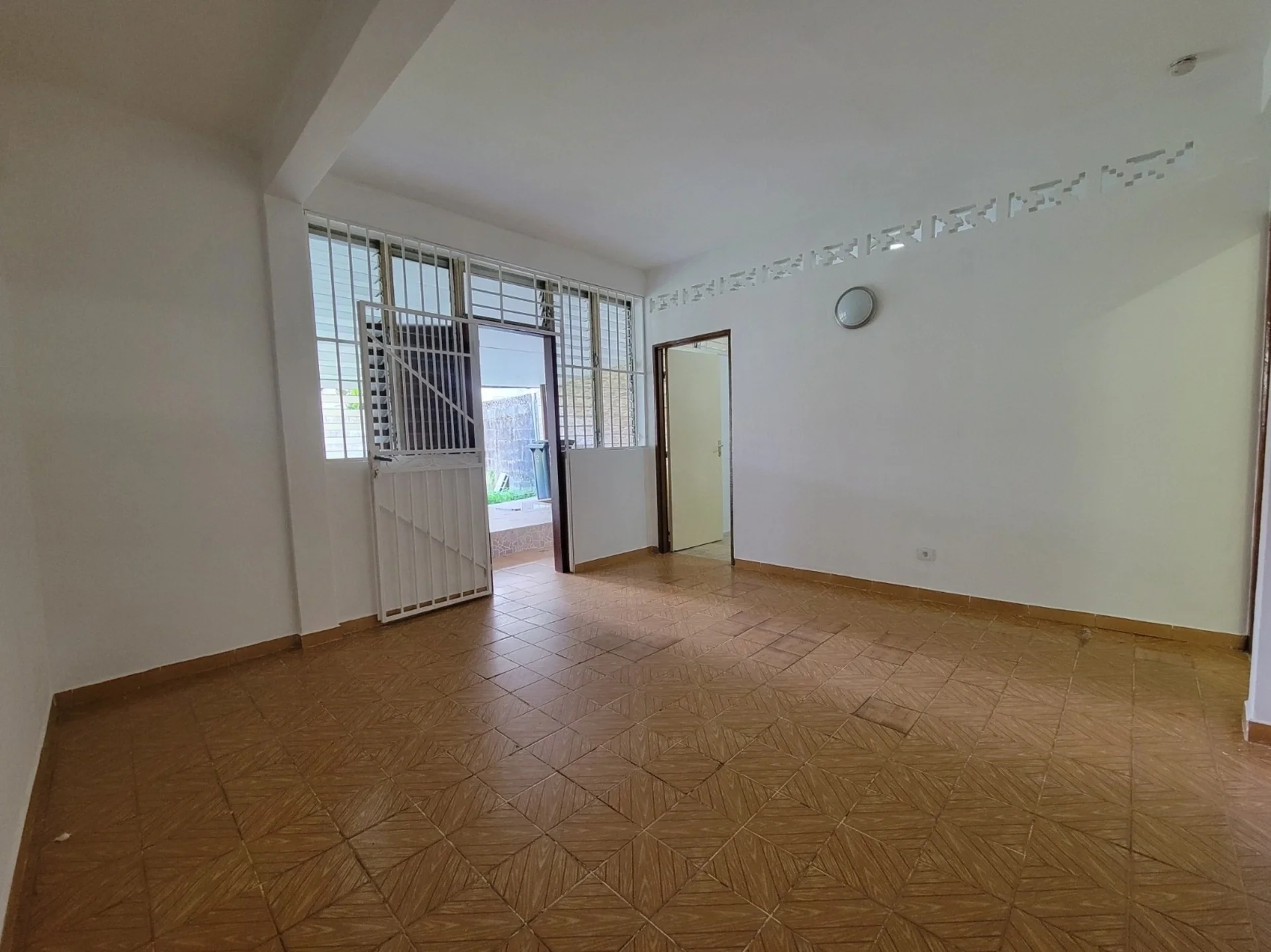 Appartement Rue Roland Barrat à Cayenne