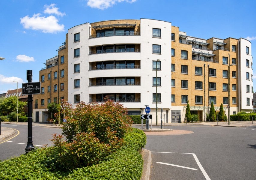 Flat Stanley Road in Woking